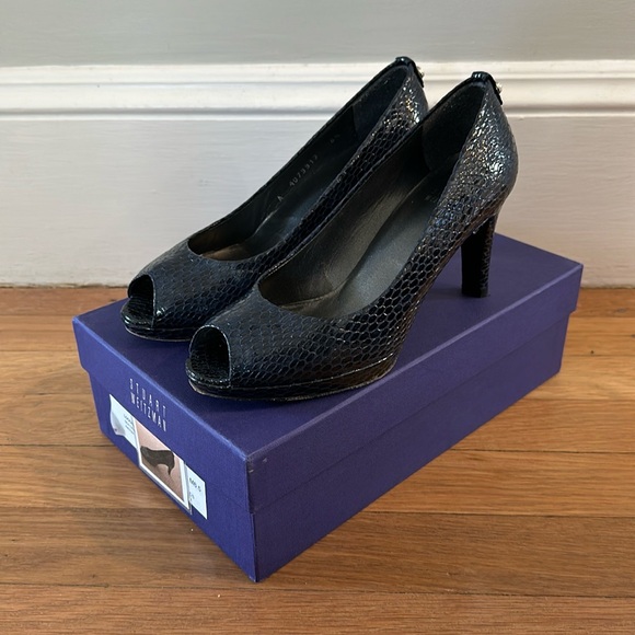 Stuart Weitzman size 6.5 Sea Crystal Snake heel - used in great condition! - Picture 1 of 6